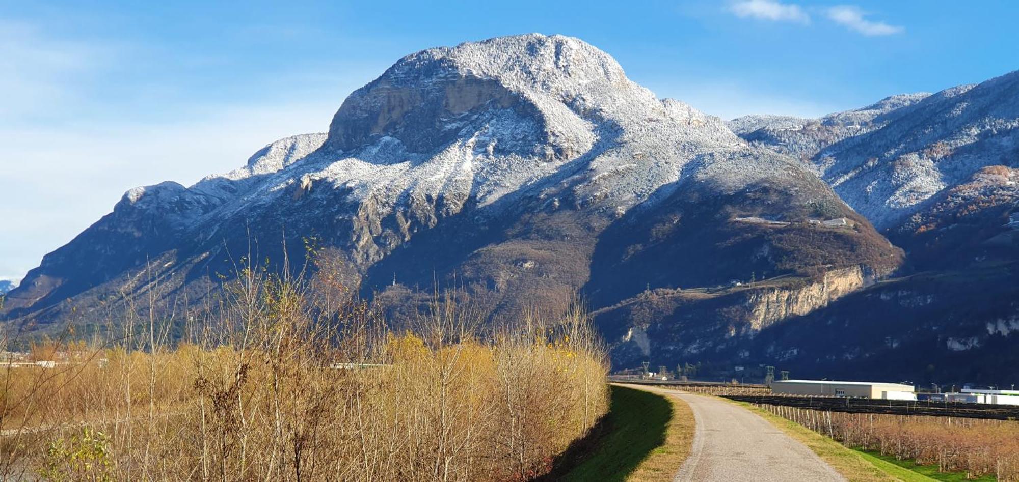 Gasthof Salurn Eksteriør billede